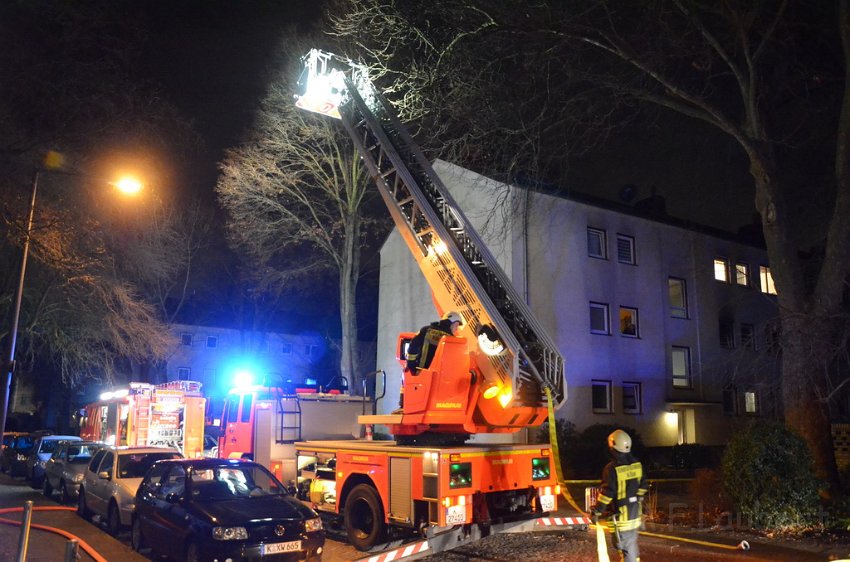 Feuer 2 Koeln Gremberg Luederichstr P66.JPG - Miklos Laubert